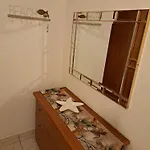 Apartmán Holidays At The Dock - Airport