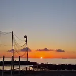 Holidays At The Dock - Airport Апартаменты *