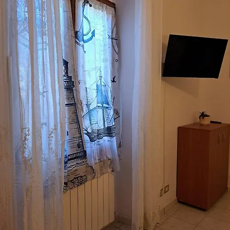 Holidays At The Dock - Airport Apartman Fiumicino