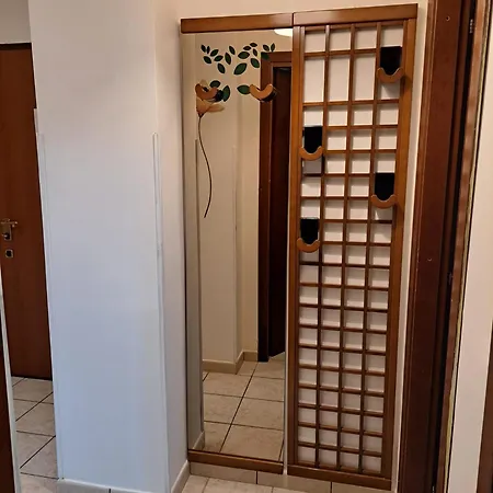 Holidays At The Dock - Airport Apartman