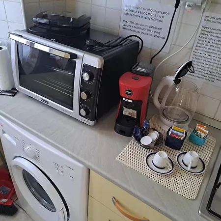 Holidays At The Dock - Airport Апартаменты Фьюмичино