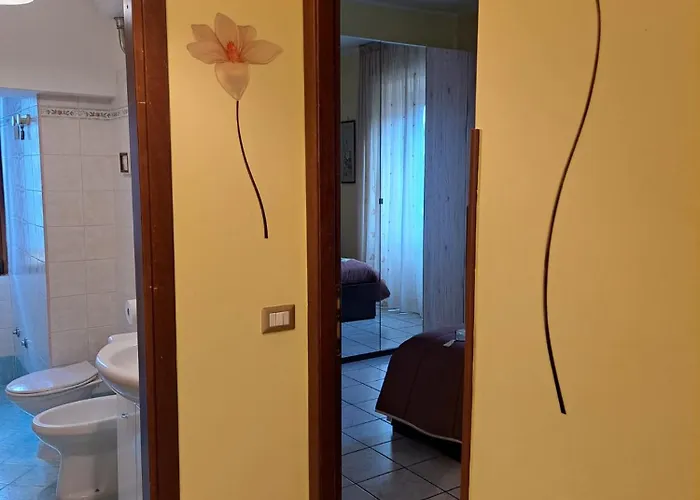 Holidays At The Dock - Airport Apartment Fiumicino