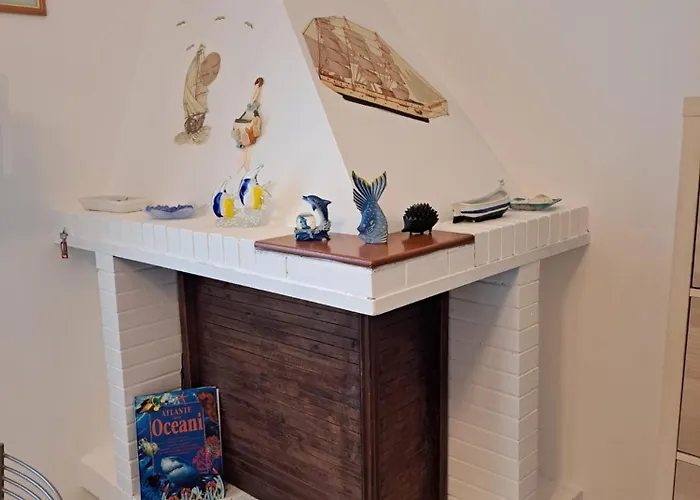 Holidays At The Dock - Airport