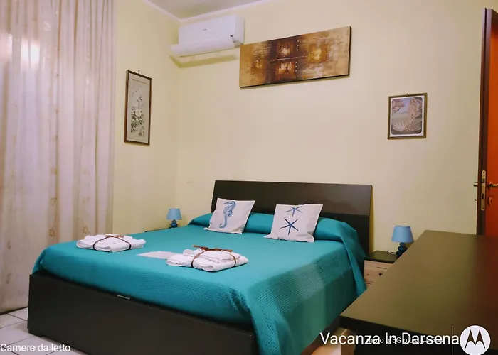 Apartment Holidays At The Dock - Airport